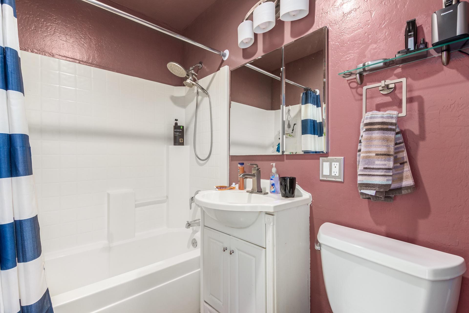 2740 West Bethany Home Road Phoenix, AZ 85017 - Photo 15 of 19 Bethany (16)