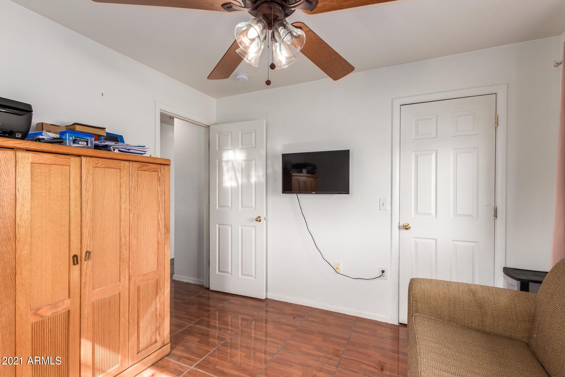 2740 West Bethany Home Road Phoenix, AZ 85017 - Photo 17 of 19 Bethany (15)