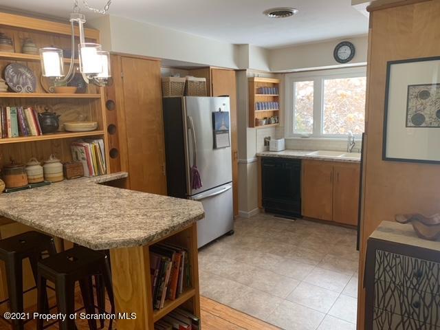 523 Knapp Road Clarks Summit, PA 18411 - Photo 18 of 27 Gallery Image 18