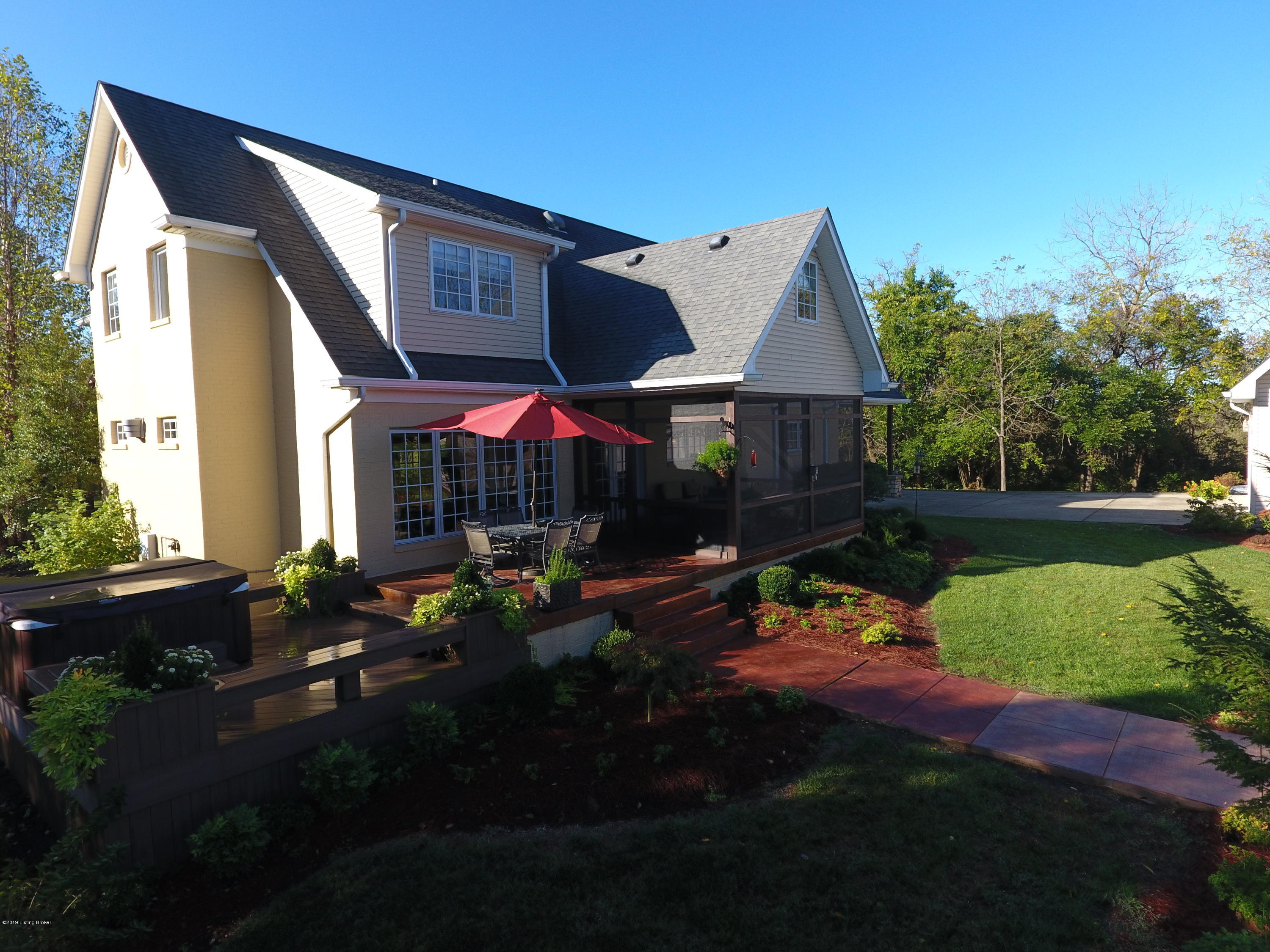 1030 Reed Lane Simpsonville, KY 40067 - Photo 46 of 65 Photo Oct 12, 10 01 08 AM