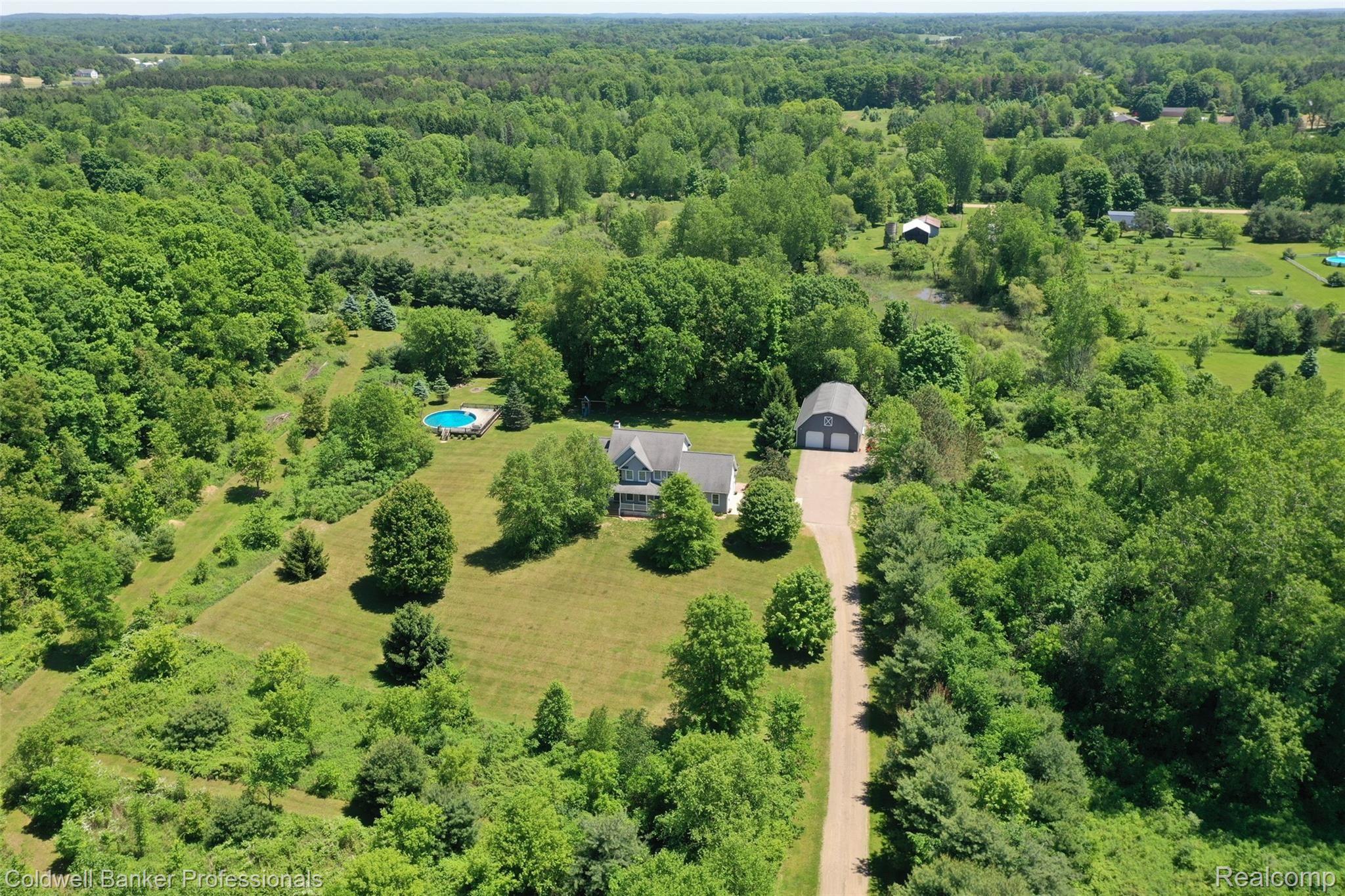 5370 West Oregon Road Lapeer, MI 48446 - Photo 39 of 40 5370 W Oregon-16.jpg
