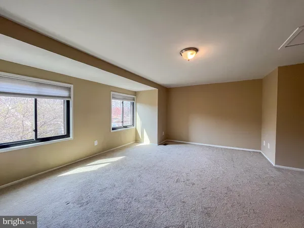 $1,200 | 21 Docena Court, Gaithersburg, MD 20886