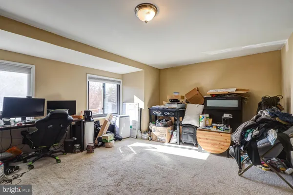 $1,200 | 21 Docena Court, Gaithersburg, MD 20886