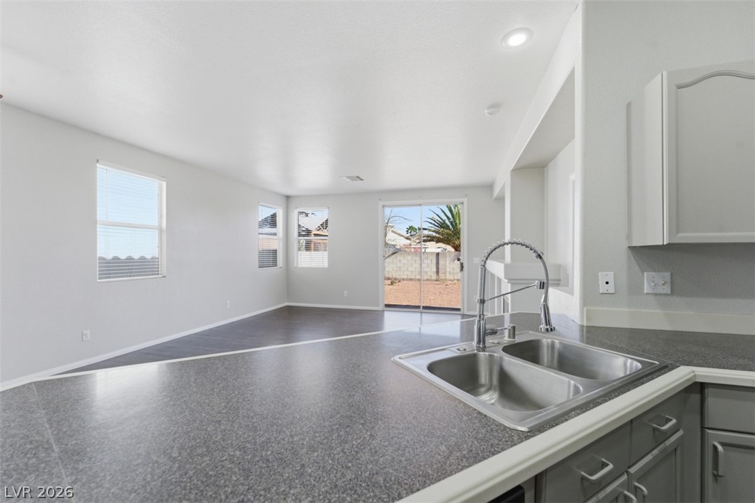 1190 Stormy Valley Road Las Vegas, NV 89123 - Photo 7 of 38