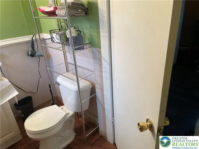 $399,500 | 104 Washington Street, Bath, PA 18014