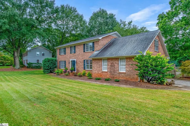 $444,500 | 254 Hollis Drive, Spartanburg, SC 29307