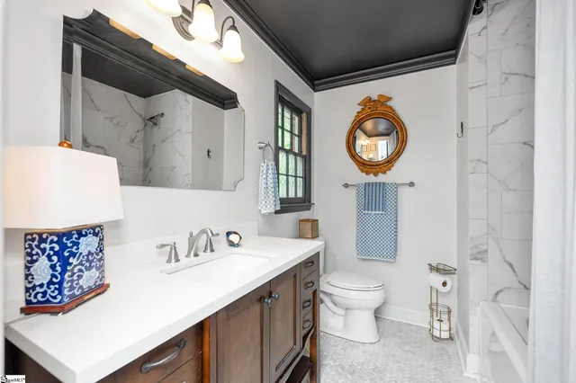 $444,500 | 254 Hollis Drive, Spartanburg, SC 29307