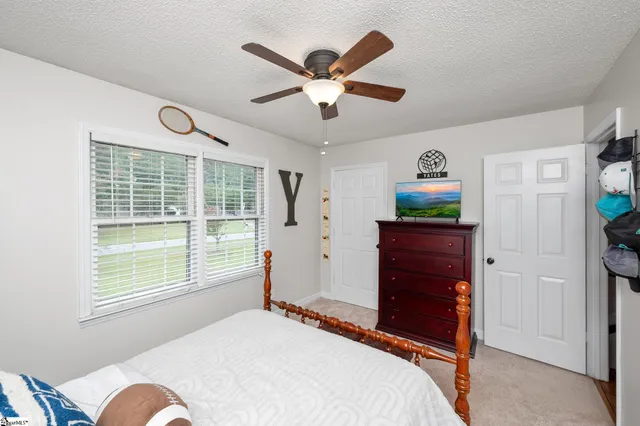 $444,500 | 254 Hollis Drive, Spartanburg, SC 29307