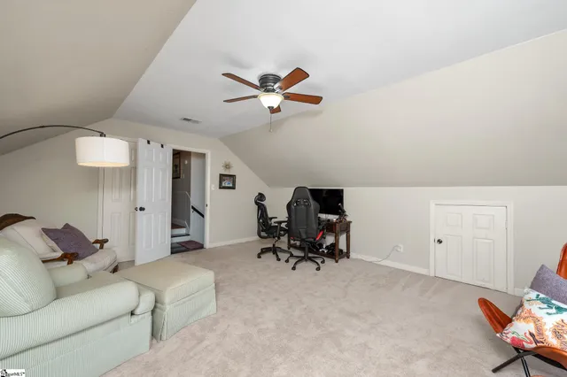 $444,500 | 254 Hollis Drive, Spartanburg, SC 29307