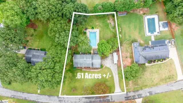 $444,500 | 254 Hollis Drive, Spartanburg, SC 29307