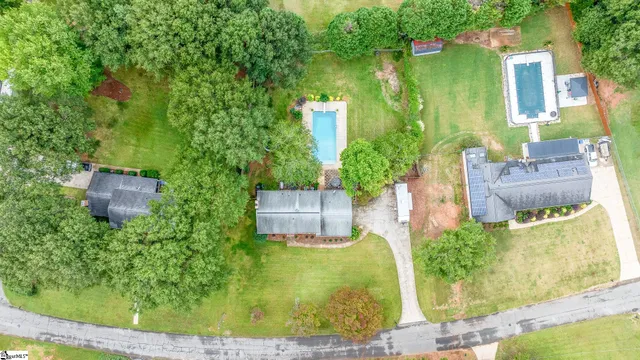 $444,500 | 254 Hollis Drive, Spartanburg, SC 29307