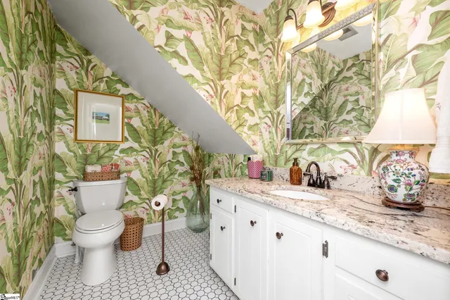 $444,500 | 254 Hollis Drive, Spartanburg, SC 29307