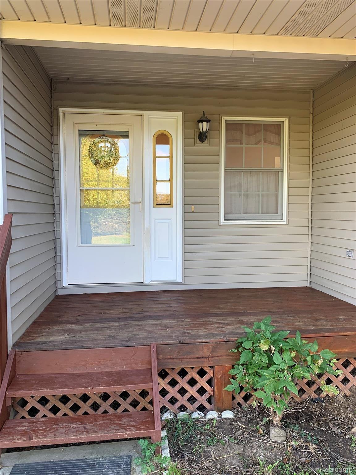 6268 Runyan Lake Road Fenton, MI 48430 - Photo 2 of 31 Photo Oct 13, 10 14 47 AM.jpg