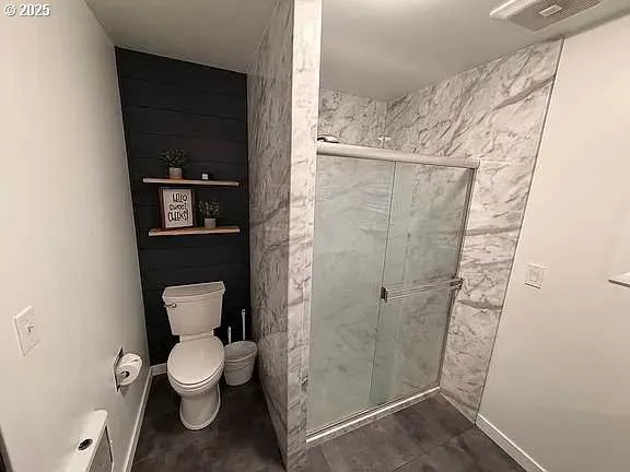 $469,900 | 825 West Ridgeway Avenue, Hermiston, OR 97838