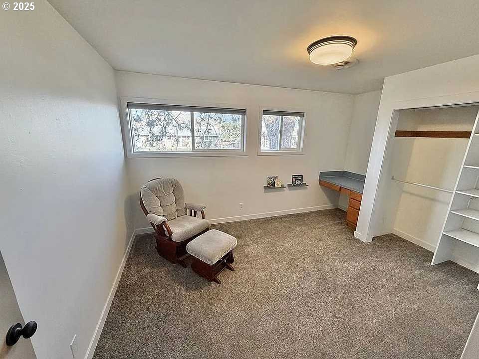 825 West Ridgeway Avenue Hermiston, OR 97838 - Photo 10 of 19