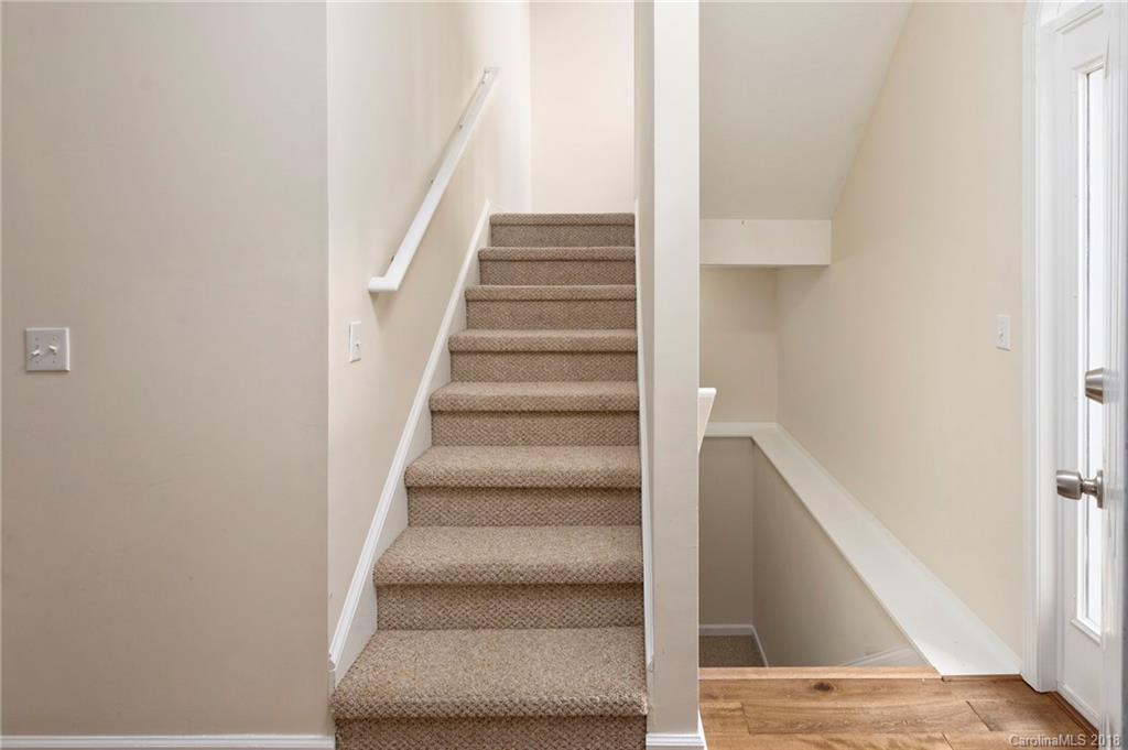 71 Dalya Road Swannanoa, NC 28778 - Photo 12 of 26 Gallery Image 12