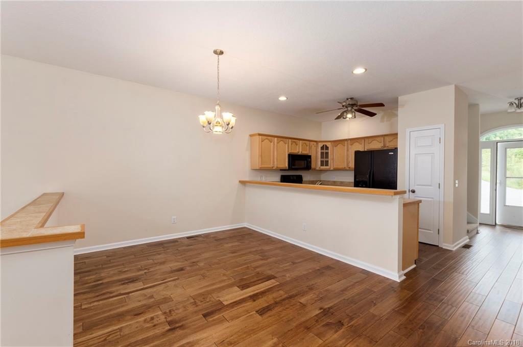 71 Dalya Road Swannanoa, NC 28778 - Photo 3 of 26 Gallery Image 3