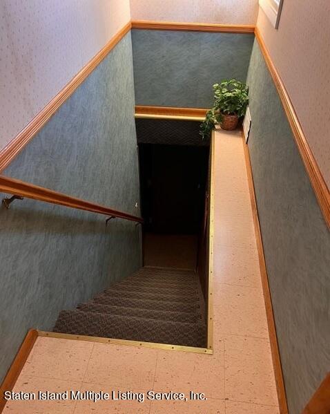 2760 Amboy Road Staten Island, NY 10306 - Photo 11 of 16 a view of outdoor space