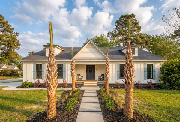 $2,600,000 | 980 Cottingham Drive, Mount Pleasant, SC 29464