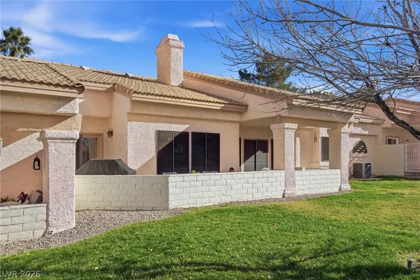 $2,000 | 542 Cervantes Drive, Henderson, NV 89014