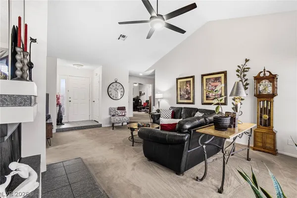 $2,000 | 542 Cervantes Drive, Henderson, NV 89014