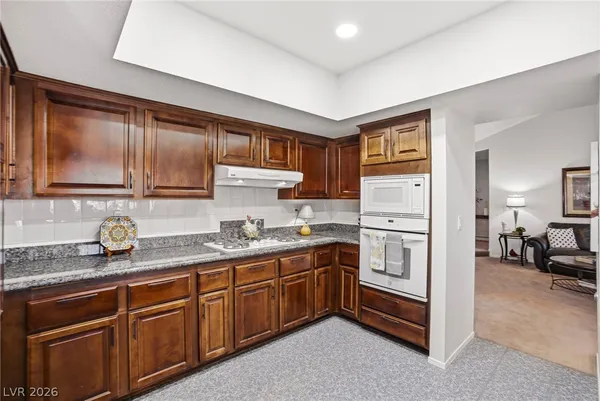 $2,000 | 542 Cervantes Drive, Henderson, NV 89014