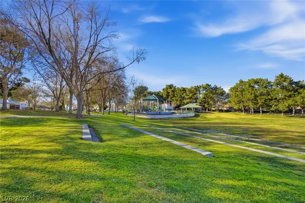 $2,000 | 542 Cervantes Drive, Henderson, NV 89014