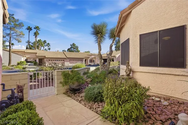 $2,000 | 542 Cervantes Drive, Henderson, NV 89014