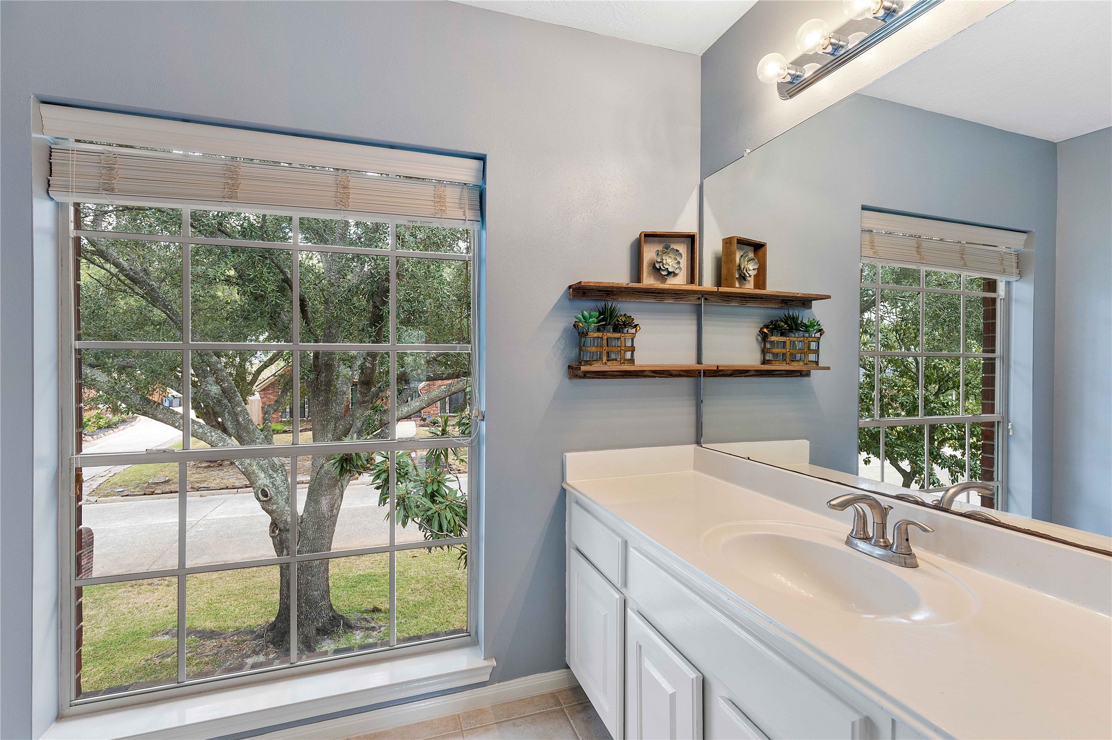 19819 Cherry Oaks Lane Humble, TX 77346 - Photo 38 of 47