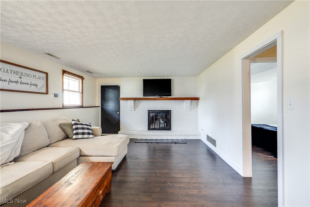 4280 Slaughter Road Uniontown, OH 44685 - Photo 22 of 39 Gallery Image 22
