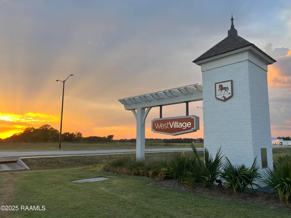 $324,800 | 224 Trail Pointe Drive, Scott, LA 70583