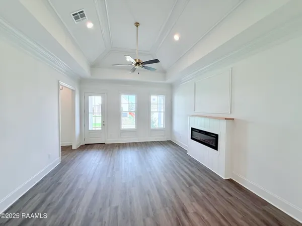 $324,800 | 224 Trail Pointe Drive, Scott, LA 70583