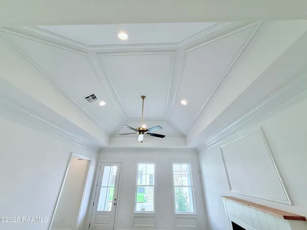 $324,800 | 224 Trail Pointe Drive, Scott, LA 70583