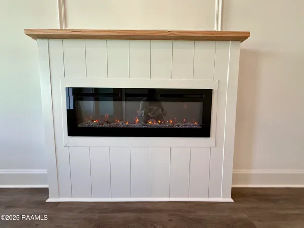 $324,800 | 224 Trail Pointe Drive, Scott, LA 70583