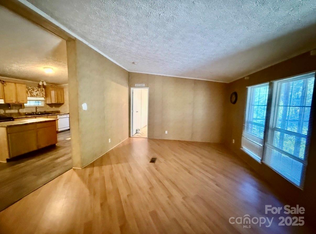 1409 Clayton Drive Chester, SC 29706 - Photo 6 of 42