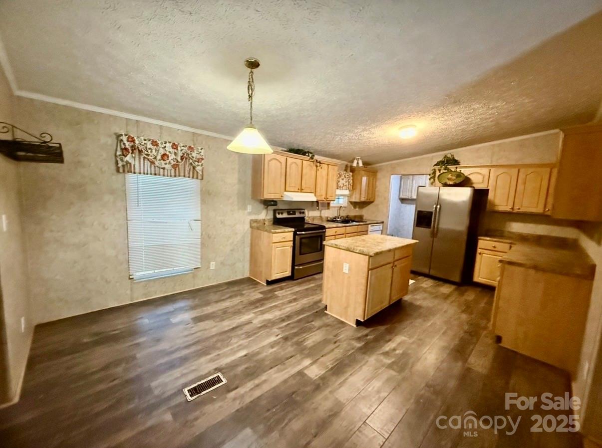 1409 Clayton Drive Chester, SC 29706 - Photo 8 of 42