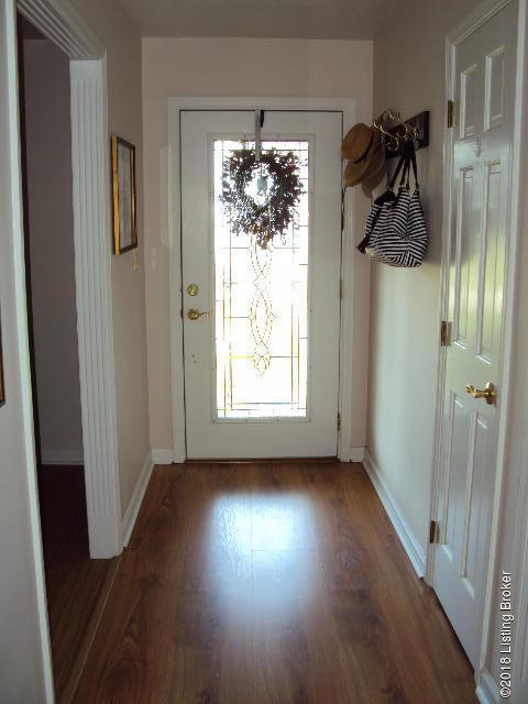 9115 Blowing Tree Road Louisville, KY 40220 - Photo 27 of 81 DSC03920