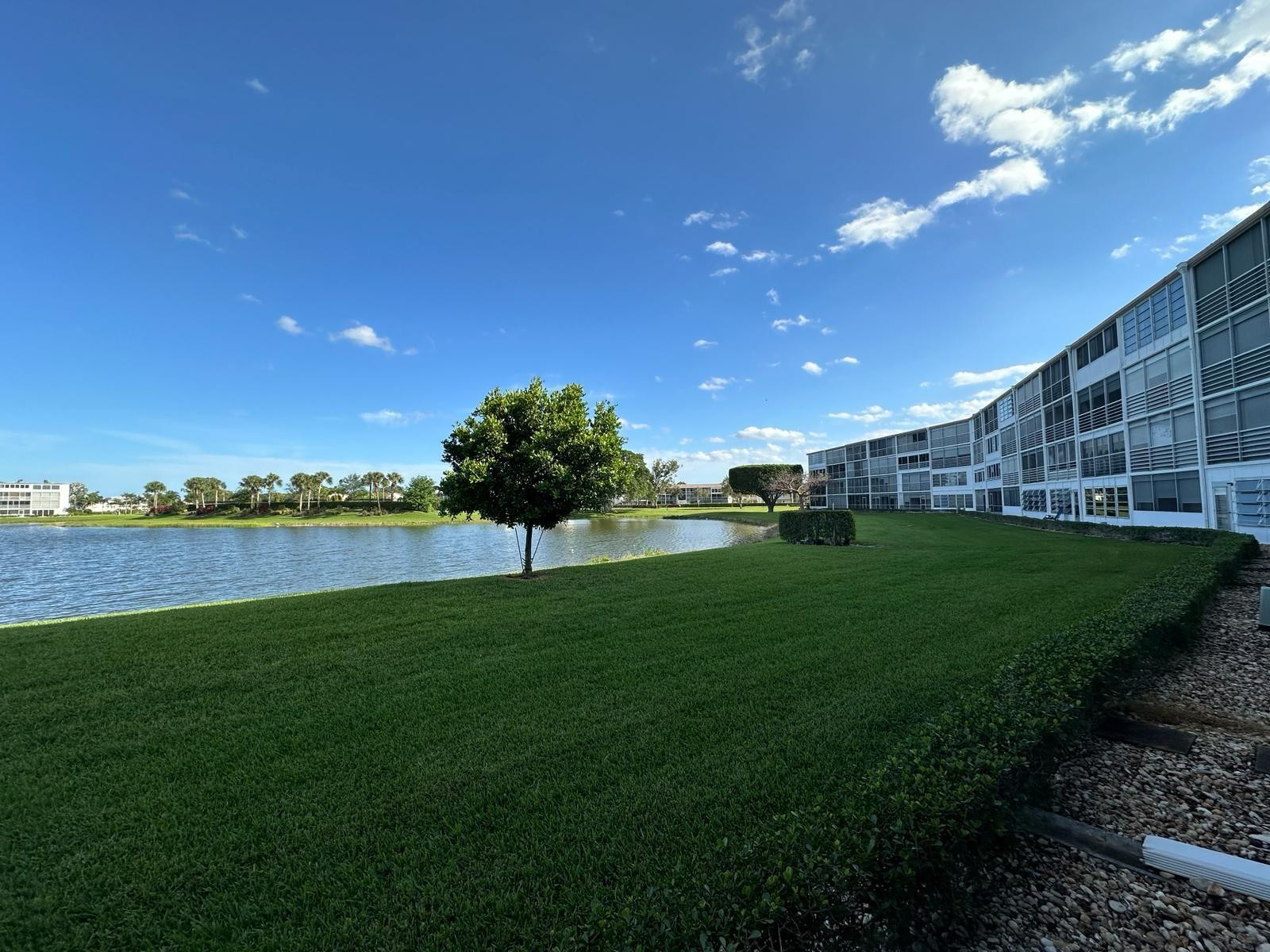 1018 Cornwall East, Unit 1018 Boca Raton, FL 33434 - Photo 3 of 32 Photo 3