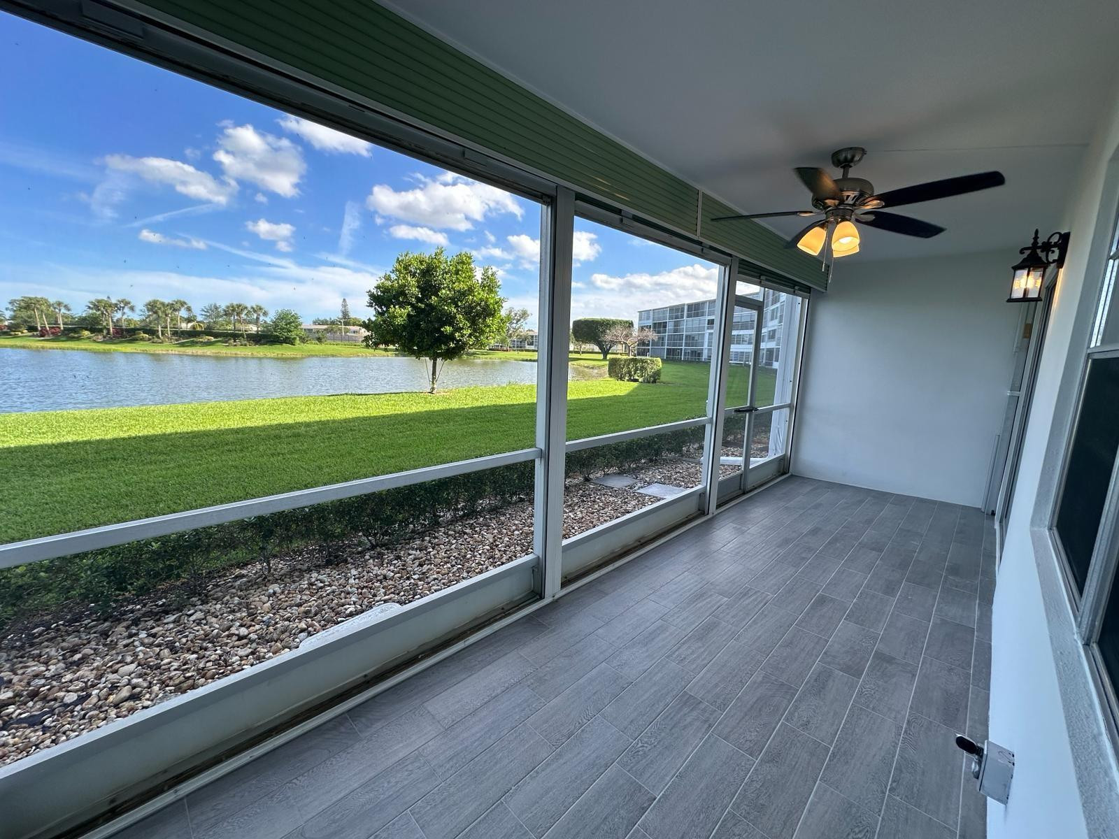 1018 Cornwall East, Unit 1018 Boca Raton, FL 33434 - Photo 4 of 32 Photo 4