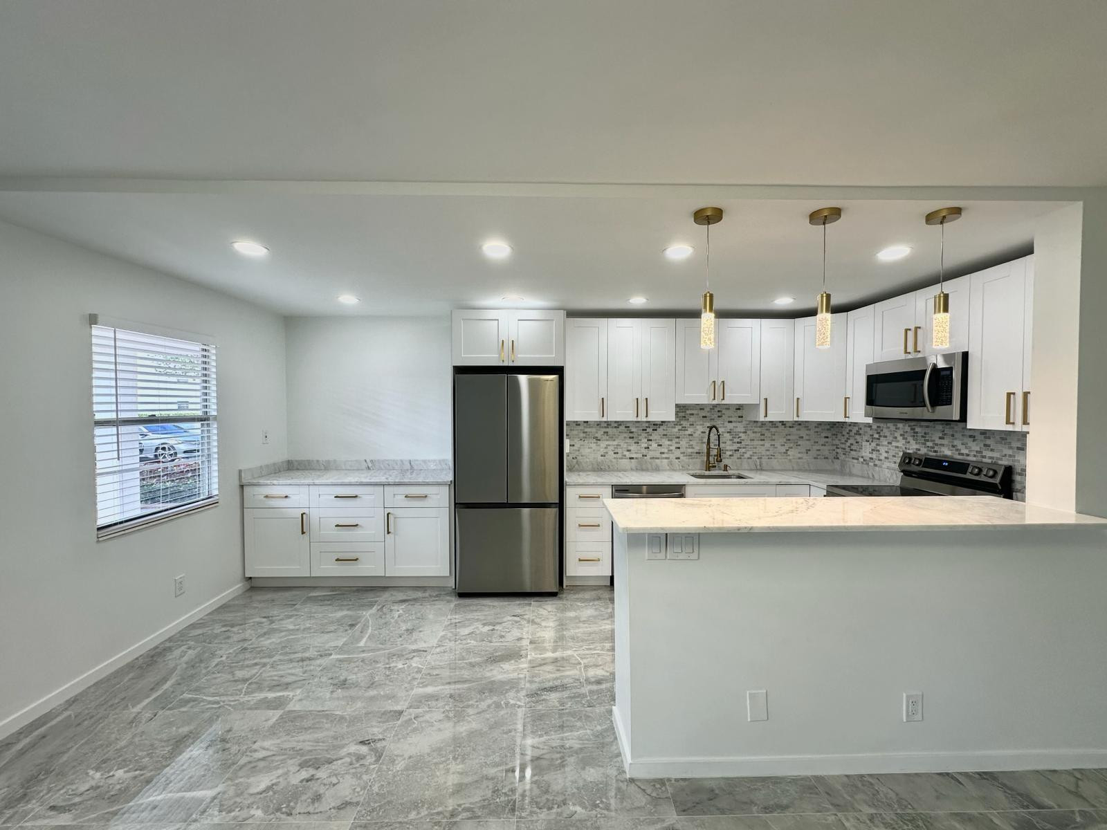 1018 Cornwall East, Unit 1018 Boca Raton, FL 33434 - Photo 6 of 32 Photo 6