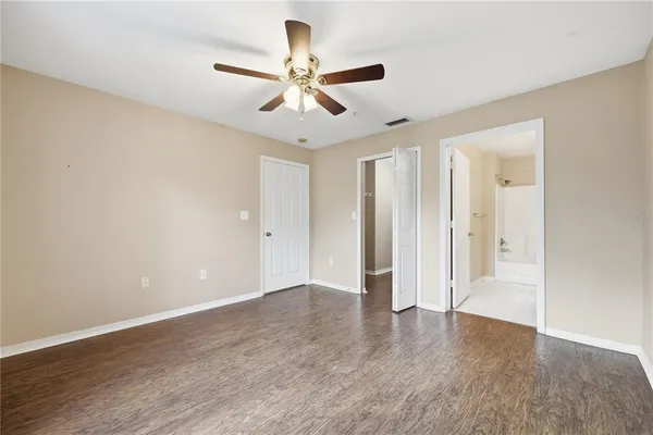 $1,525 | 5475 Vineland Road, Unit 8212, Orlando, FL 32811