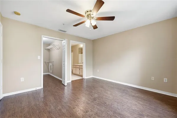 $1,525 | 5475 Vineland Road, Unit 8212, Orlando, FL 32811