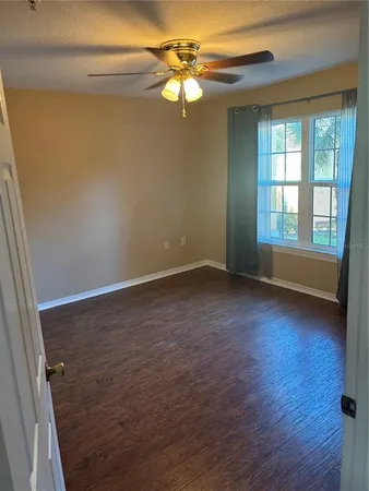 $1,525 | 5475 Vineland Road, Unit 8212, Orlando, FL 32811