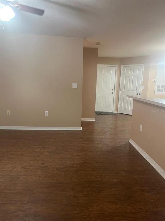 5475 Vineland Road, Unit 8212 Orlando, FL 32811 - Photo 9 of 12