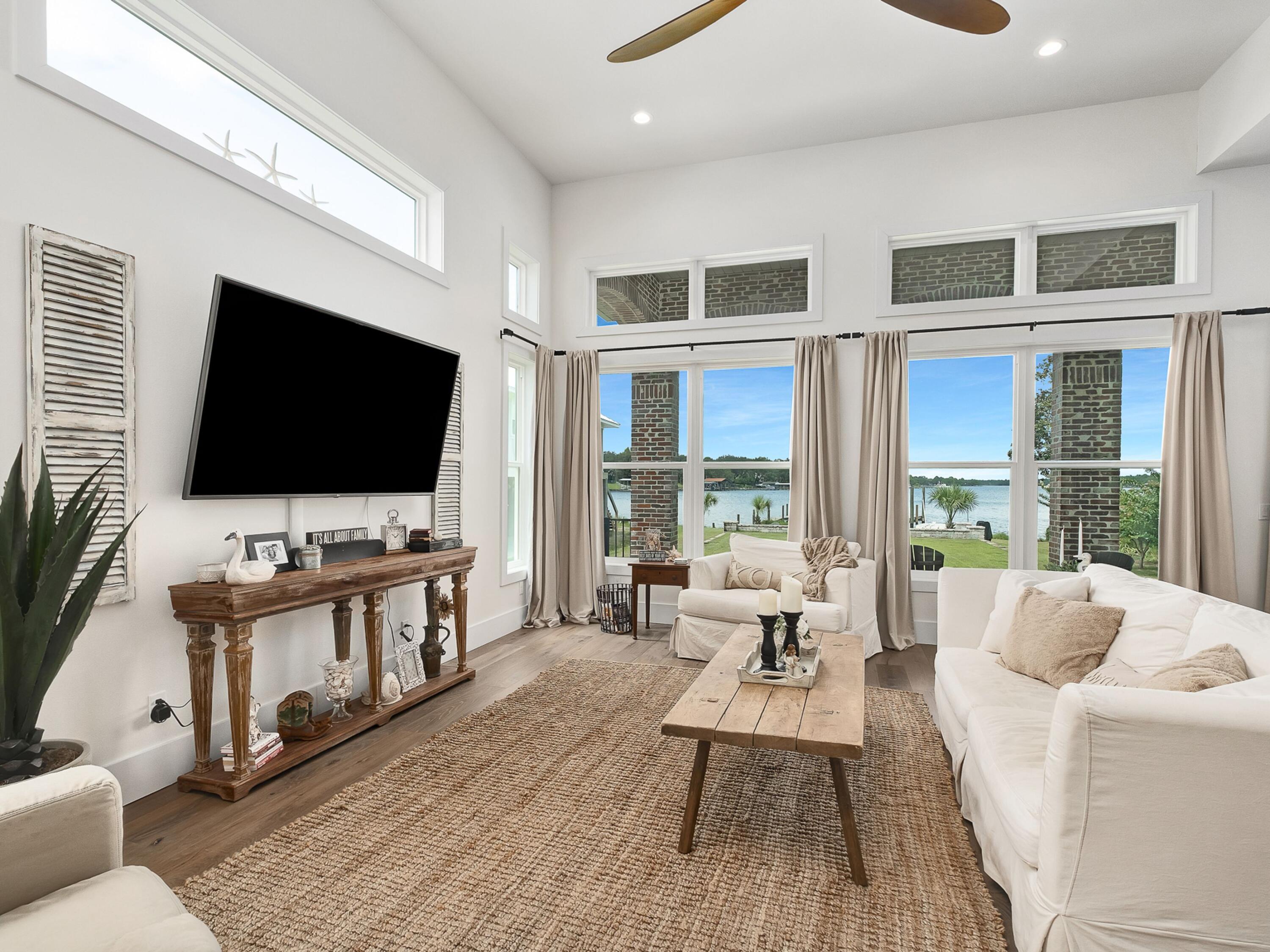101 Harris Road Northeast Fort Walton Beach, FL 32547 - Photo 10 of 50 photo_online_010