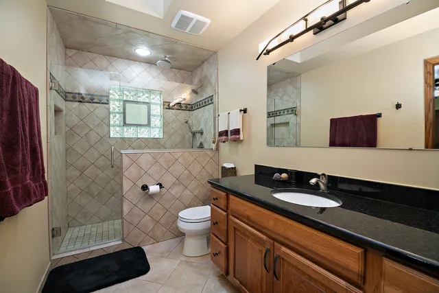 $450,000 | 400 South Martin Street, Ashkum, IL 60911