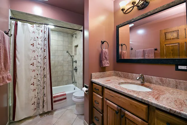 $450,000 | 400 South Martin Street, Ashkum, IL 60911