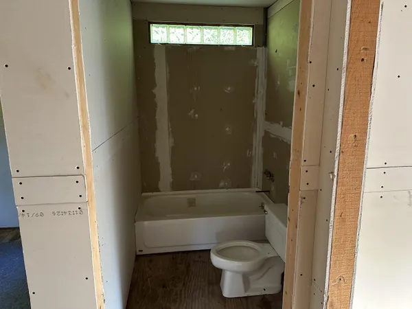 $275,000 | 81 Parish Hill Road, Newfane, VT 05351