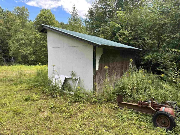 $275,000 | 81 Parish Hill Road, Newfane, VT 05351