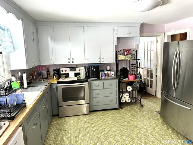 $297,000 | 28 Glendale Ave Exn, Berlin, CT 06037